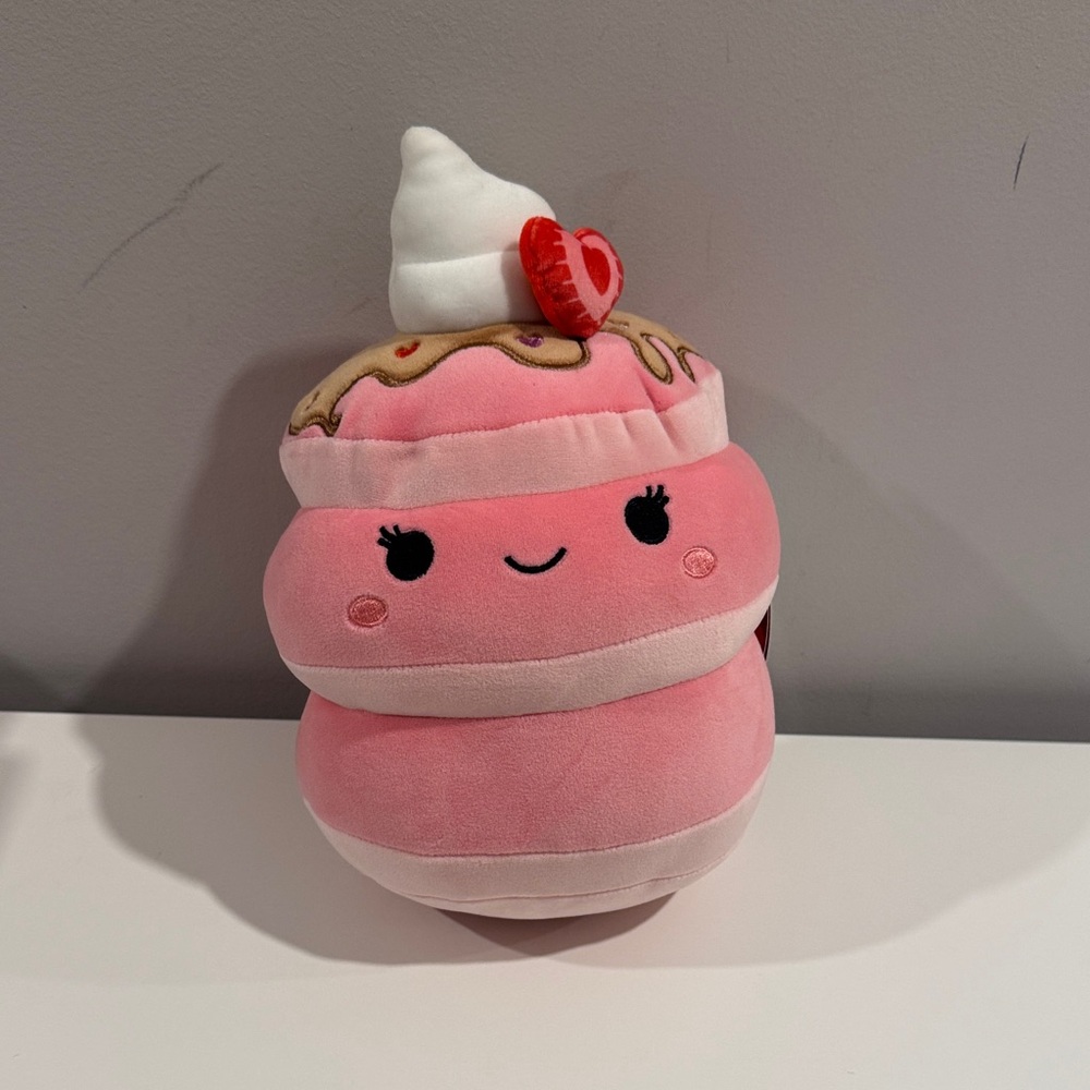BNWT Squishmallows Shelly the Strawberry Pancakes Plush – Rare & Adorable
